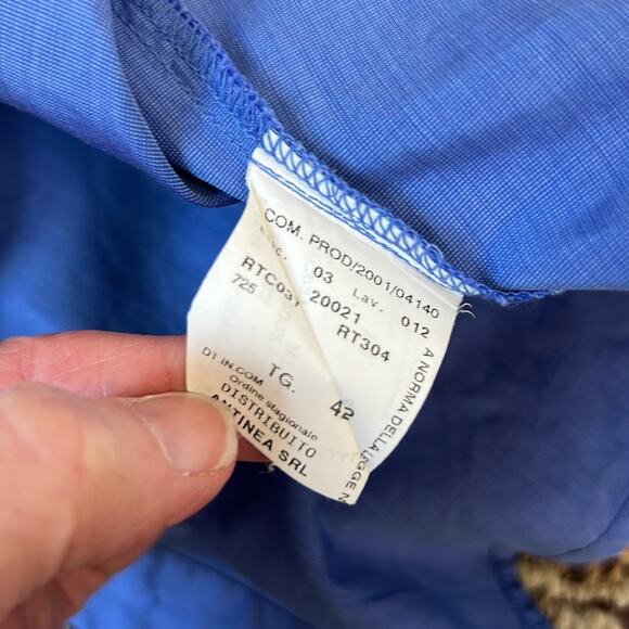 Women’s Armani Collezioni sleeveless blouse blue size 6 - Picture 4 of 10